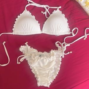 H&am Bikini white with the cutest pearl details ✨